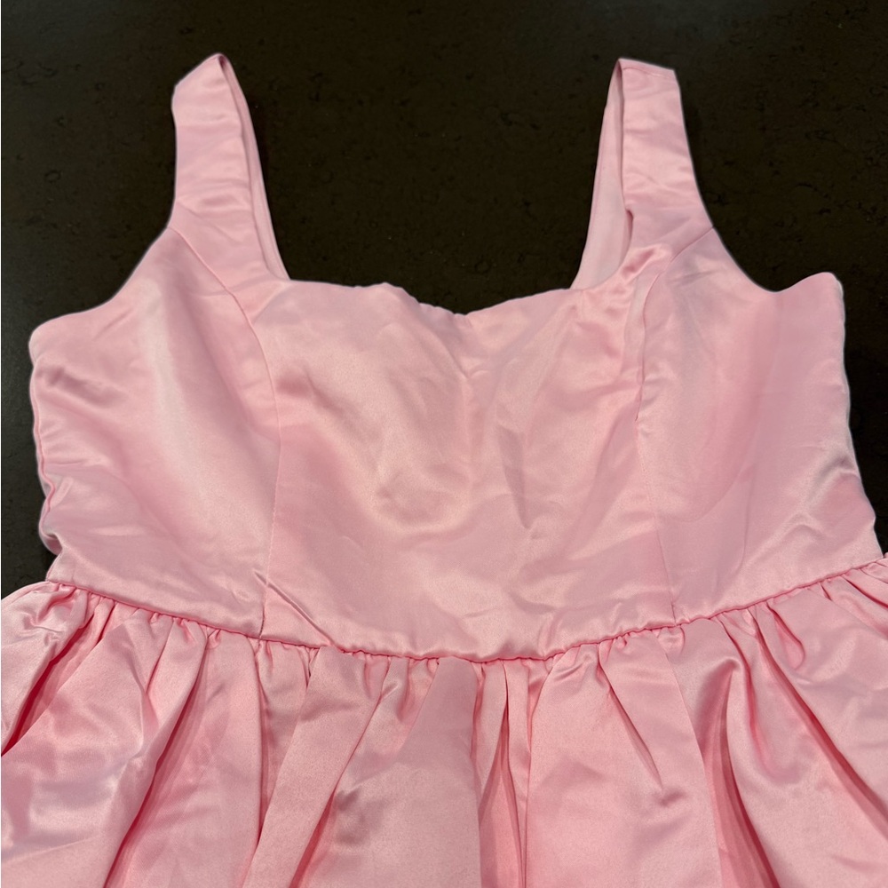 Lulu’s Regal Cutie Light Pink Satin Square Neck Bubble-Hem Mini Dress Sz:L - Picture 7 of 12